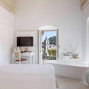 Camera con letto king size